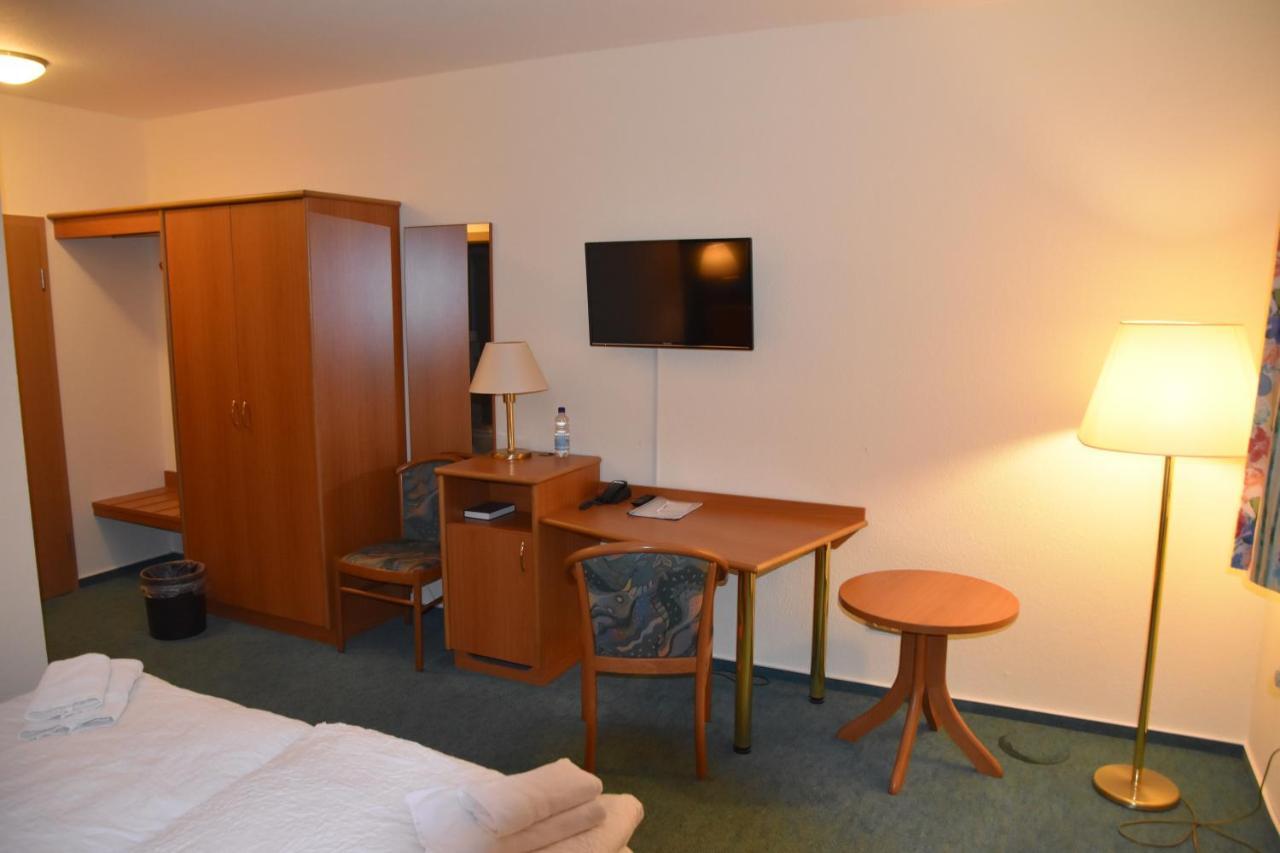 Hotel Zum Gesundbrunnen Bad Zwischenahn Kültér fotó